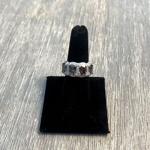 Make a Statement, Gorgeous